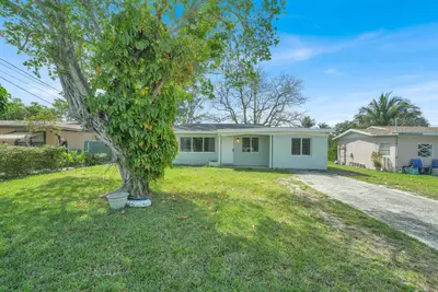64 NE 7th Court, Deerfield Beach – sold