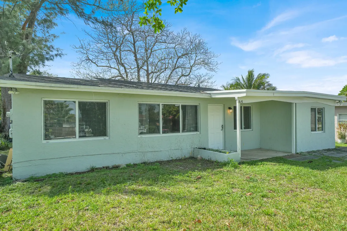 02_DSC01574_mls at 64 NE 7th Court, Deerfield Beach
