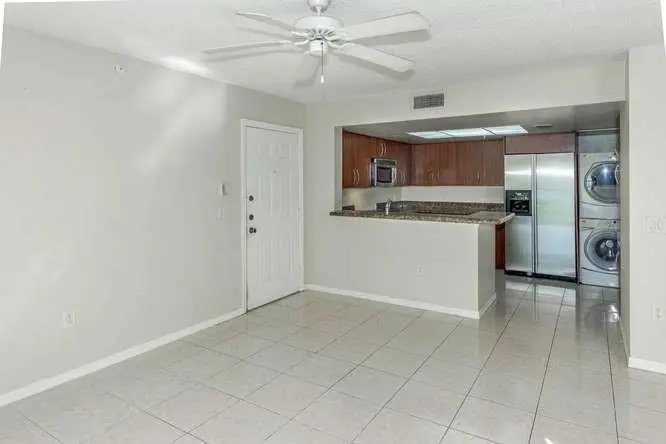 grand isles living room at 4151 N Haverhill Road 1508, West Palm Beach