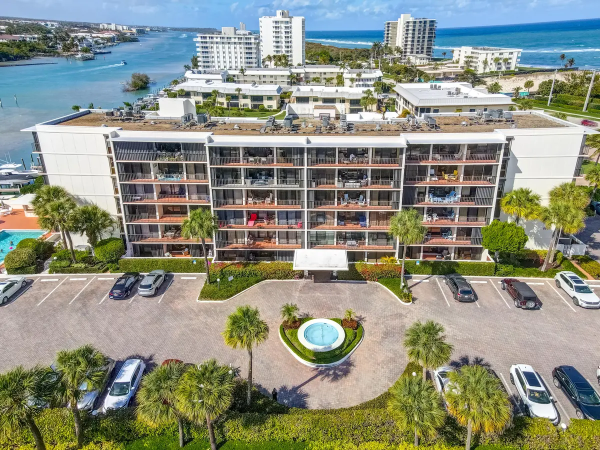 38-225 S Beach Road Unit 503-38 at 225 Beach Road 503, Tequesta