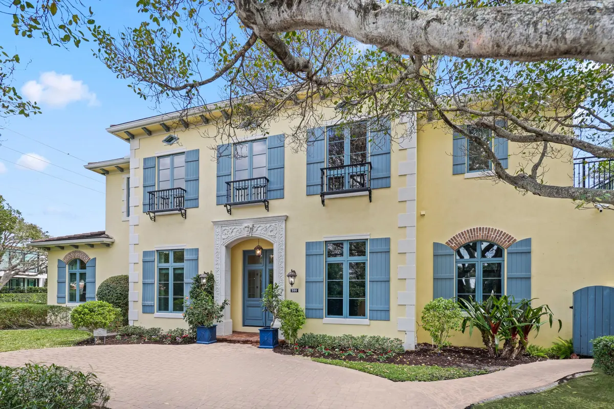 Front of Home at 800 NE 4th Street, Boca Raton