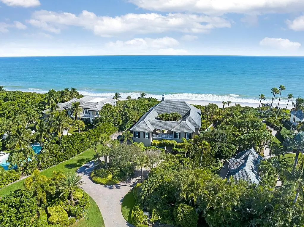 PRIMARY LISTING PHOTO at 290 Bermuda Bay Lane, Vero Beach