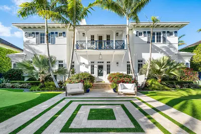 1041 Seaspray Avenue, Delray Beach – sold