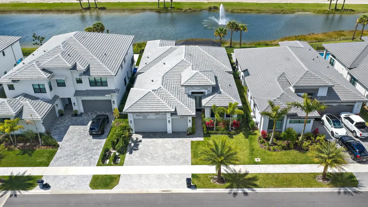 9933 Migration Point at 9933 Migration Point, Palm Beach Gardens