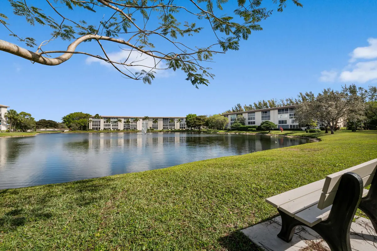 1903 Bermuda Cir d3-12 at 1903 Bermuda Circle D3, Coconut Creek