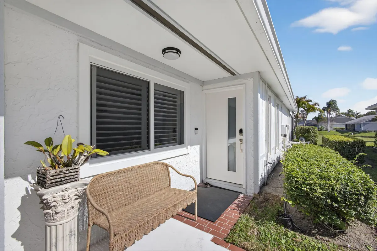 7-web-or-mls-5D1A0370 at 7198 SE Quincy Terrace, Hobe Sound