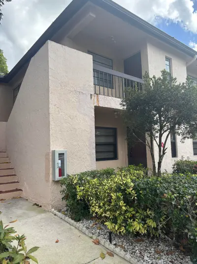 9268 Vista Del Lago 26b, Boca Raton – Condominium for sale