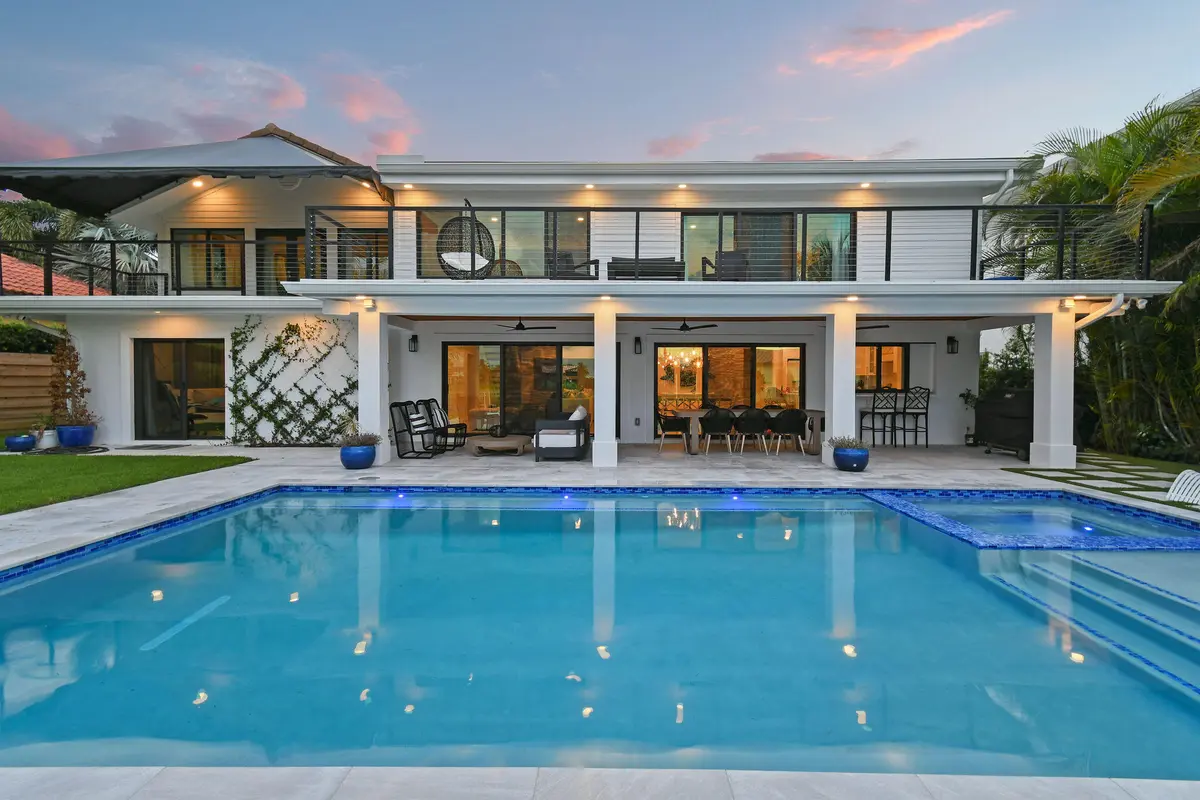 12880ShoreDrTwilights(9) at 12880 S Shore Drive, Palm Beach Gardens