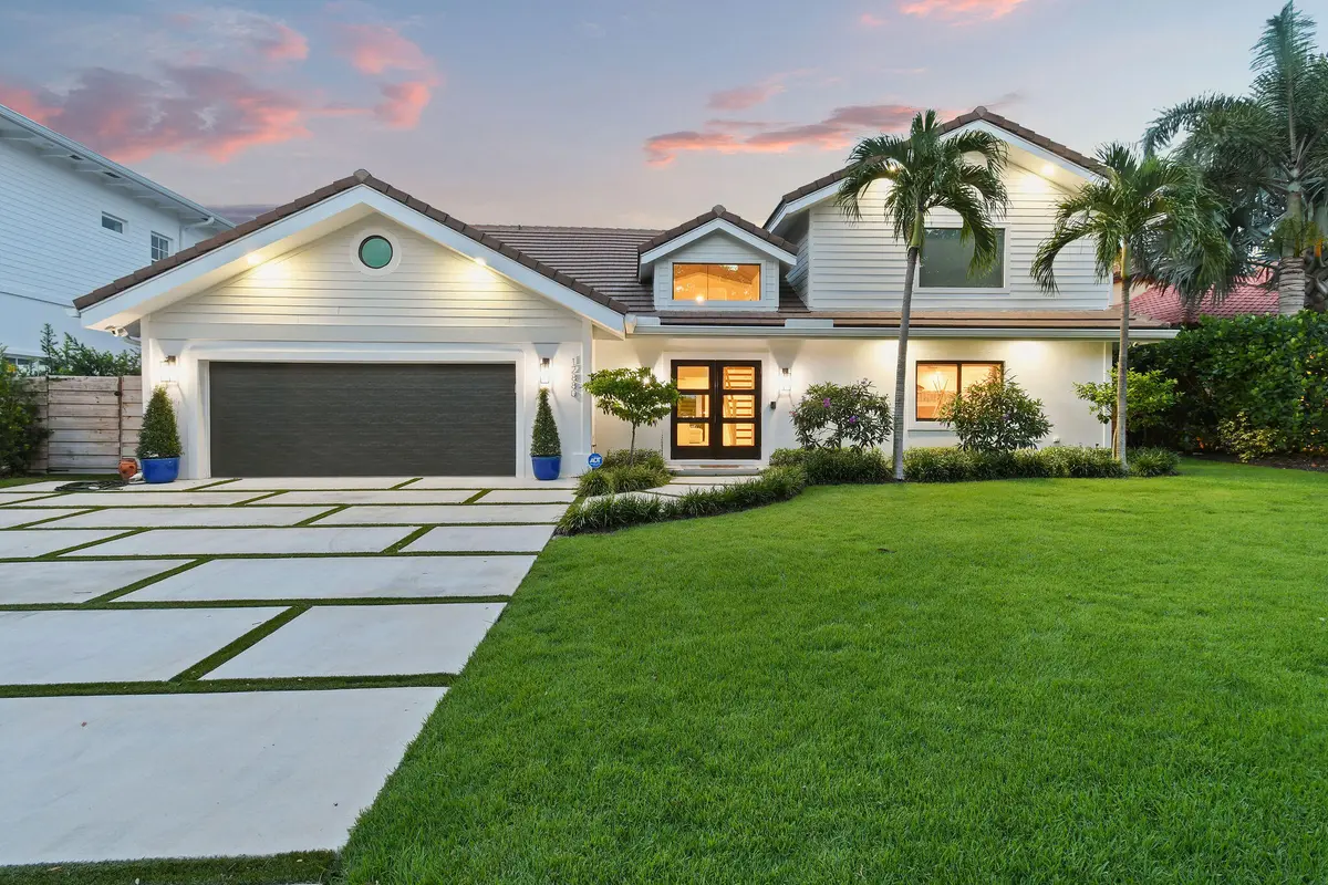 12880ShoreDrTwilights(17) at 12880 S Shore Drive, Palm Beach Gardens