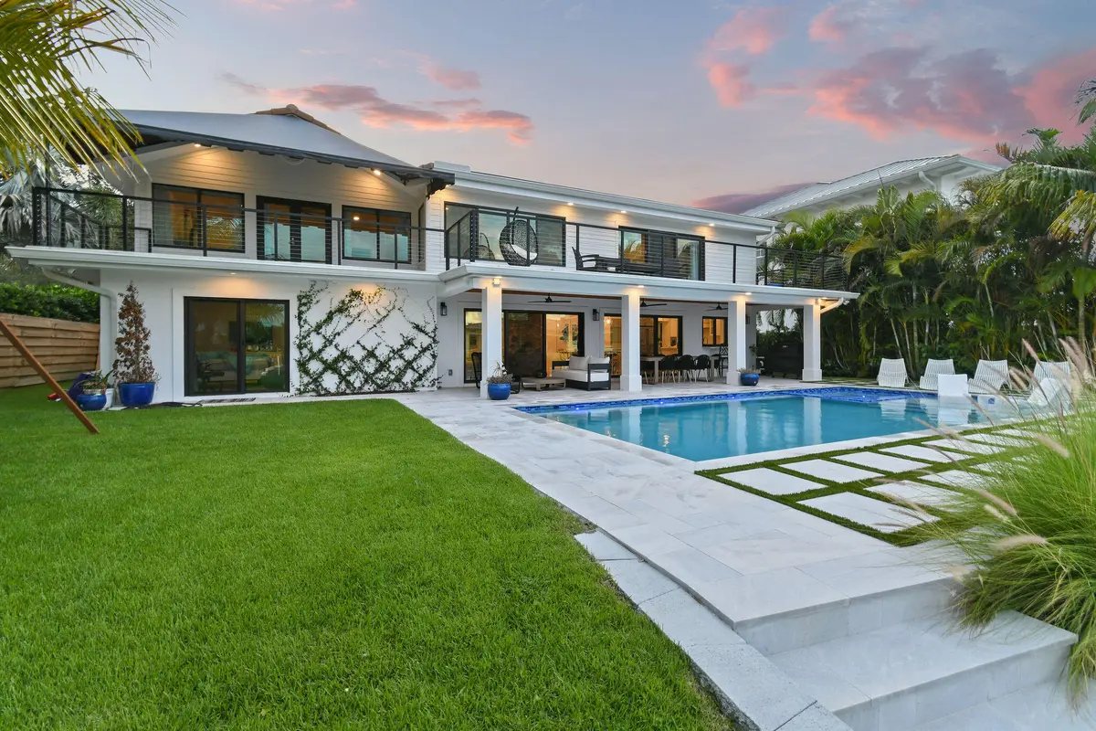 12880ShoreDrTwilights(8) at 12880 S Shore Drive, Palm Beach Gardens