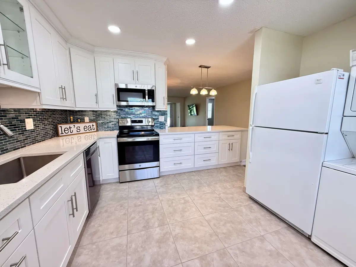 KITCHEN at 1740 NW 19th Terrace 202, Delray Beach