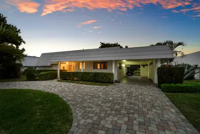 383 Villa Drive, Atlantis – sold