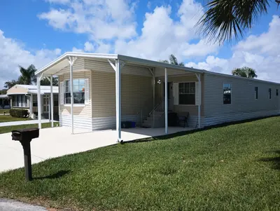 4 Tikal Lane, Port St. Lucie – sold