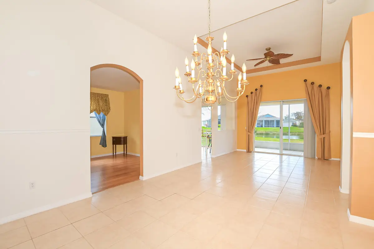 LR-2922 at 350 SW Lake Forest Way, Port St. Lucie