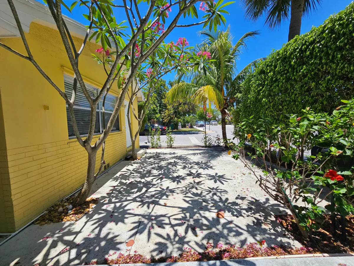Front patio at 401 S L Street, Lake Worth Beach