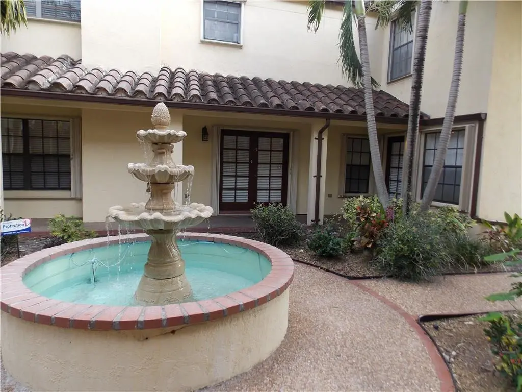 Photo 7 at 1524 SE 12th Street 5, Fort Lauderdale
