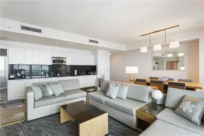 1 N Fort Lauderdale Beach Boulevard 1711, Fort Lauderdale – sold