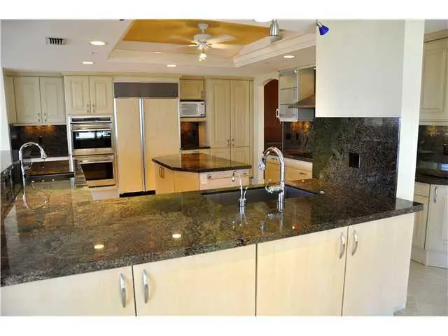 Kitchen at 209 N Birch Road 601, Fort Lauderdale