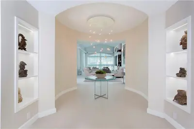 410 Hendricks Isle PH 502, Fort Lauderdale – sold
