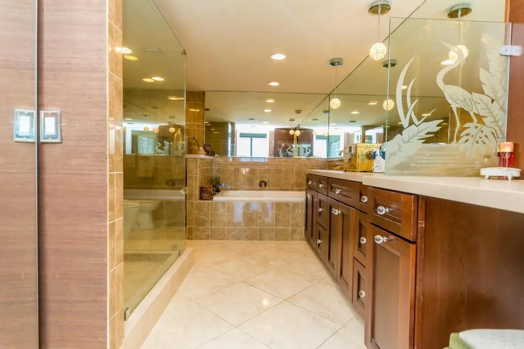 Master Bath and Shower at 3100 NE 47th Court Townhome 2, Fort Lauderdale