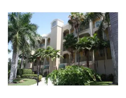 Exterior Front at 2720 NE 15th Street 305, Fort Lauderdale