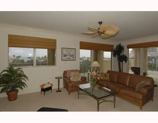 Den/Family/Great Room at 209 N Birch Road 502, Fort Lauderdale