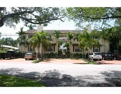 Exterior Front at 1524 SE 12th Street 1, Fort Lauderdale