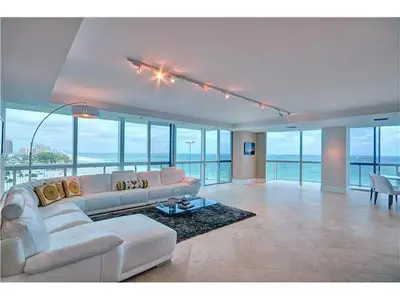 1200 Holiday Drive 801, Fort Lauderdale – sold