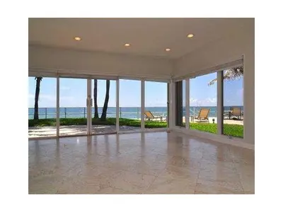 1212 Hillsboro Mile 2, Hillsboro Beach – sold