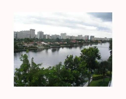 View at 3100 NE 47th Court 403, Fort Lauderdale