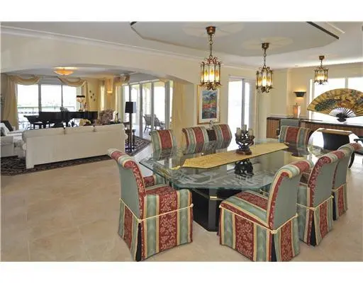 Dining Room at 209 N Birch Road 501, Fort Lauderdale