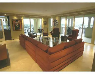 209 N Birch Road 601, Fort Lauderdale – sold