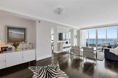 1 N Fort Lauderdale Beach Boulevard 1804, Fort Lauderdale – sold