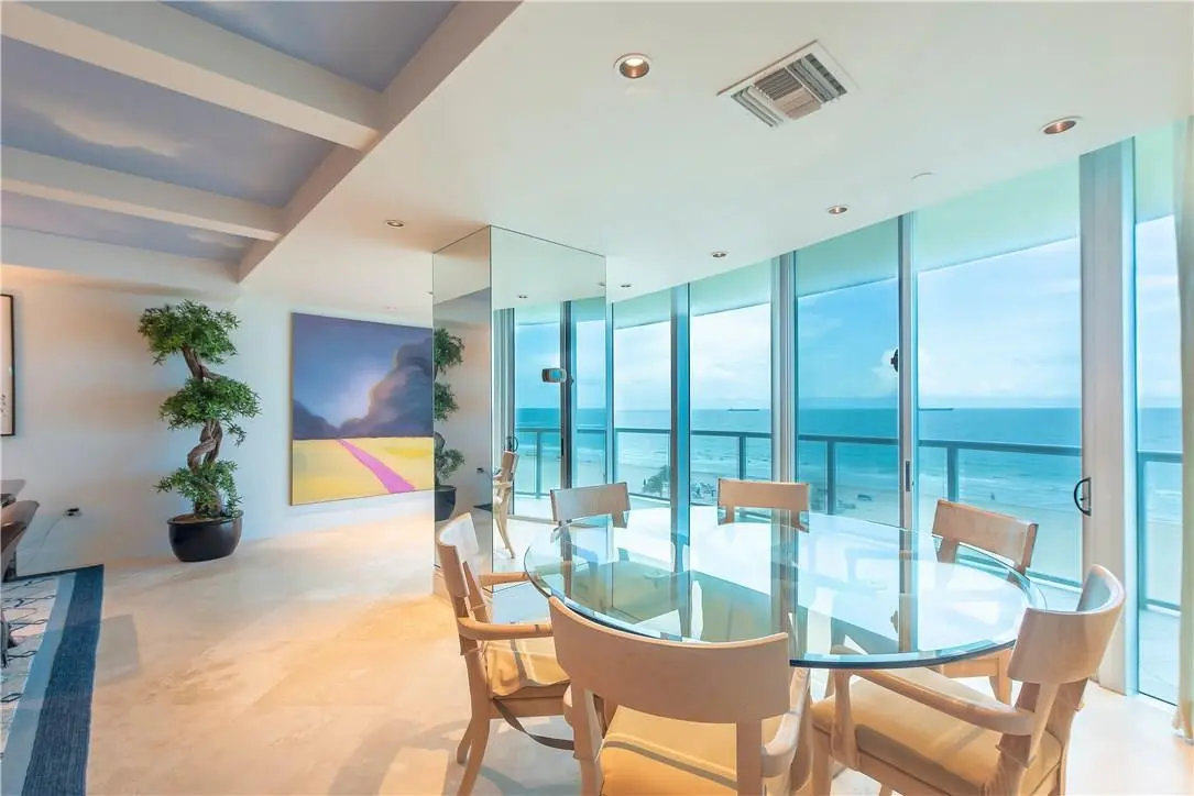 Direct Ocean Dining area at 1200 Holiday Drive 402, Fort Lauderdale