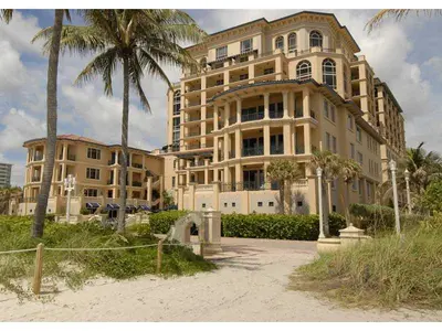 3501 N Ocean Drive V-4, Hollywood – sold