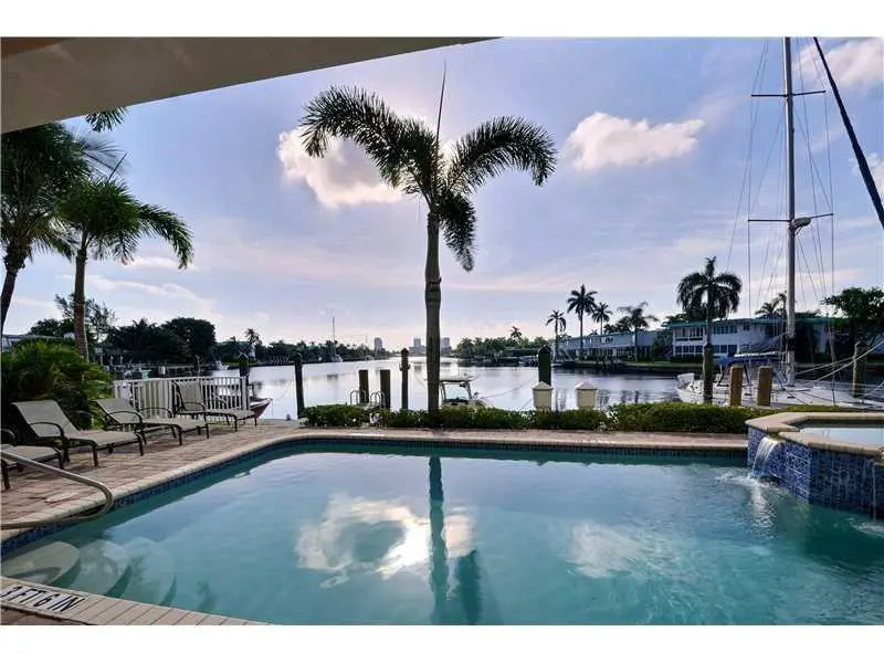 Pool at 516 Hendricks Isle PH 5B, Fort Lauderdale