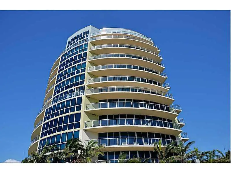 Exterior Front at 1200 Holiday Drive 702, Fort Lauderdale