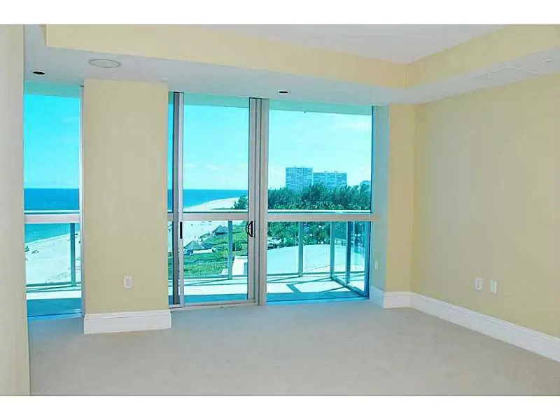 Bedroom at 1200 Holiday Drive 702, Fort Lauderdale