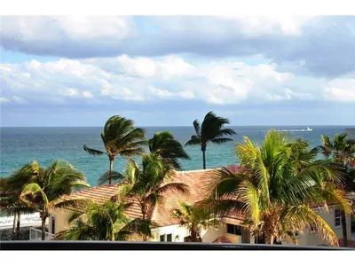 1155 Hillsboro Mile 510, Hillsboro Beach – sold