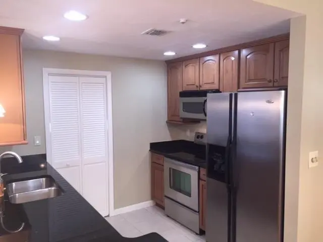 Kitchen at 1524 SE 12th Street #4, Fort Lauderdale