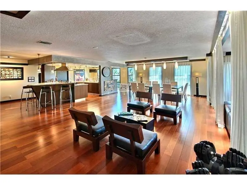 Photo 1 at 76 Isle Of Venice Drive G, Fort Lauderdale