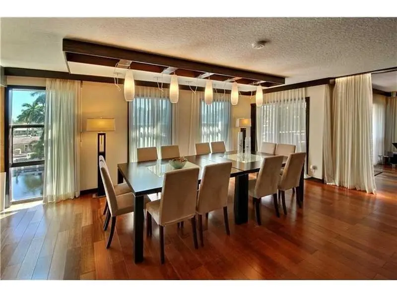 Photo 8 at 76 Isle Of Venice Drive G, Fort Lauderdale