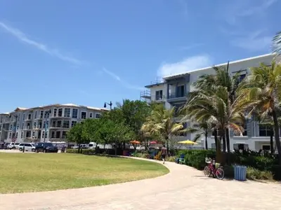 4511 El Mar 212, Lauderdale-By-The-Sea – sold