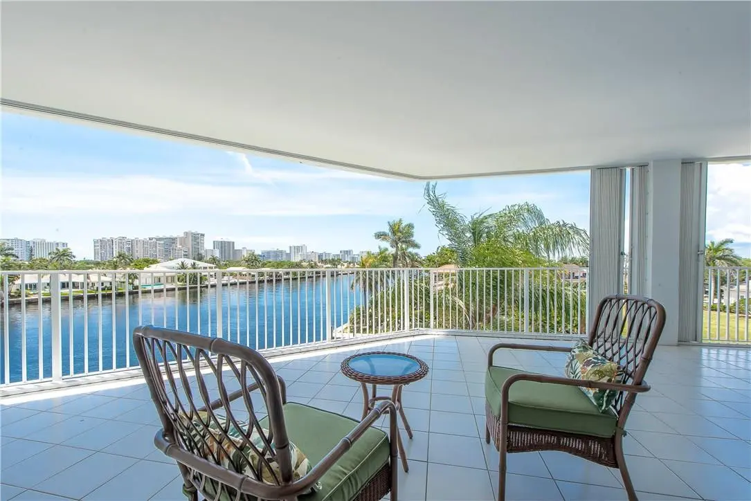 Photo 3 at 3100 NE 47th Court 304, Fort Lauderdale