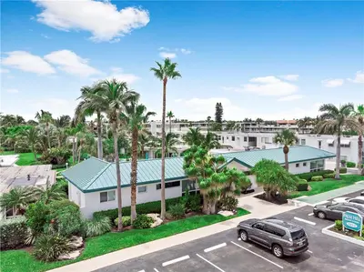 1212 Hillsboro Mile 16, Hillsboro Beach – sold