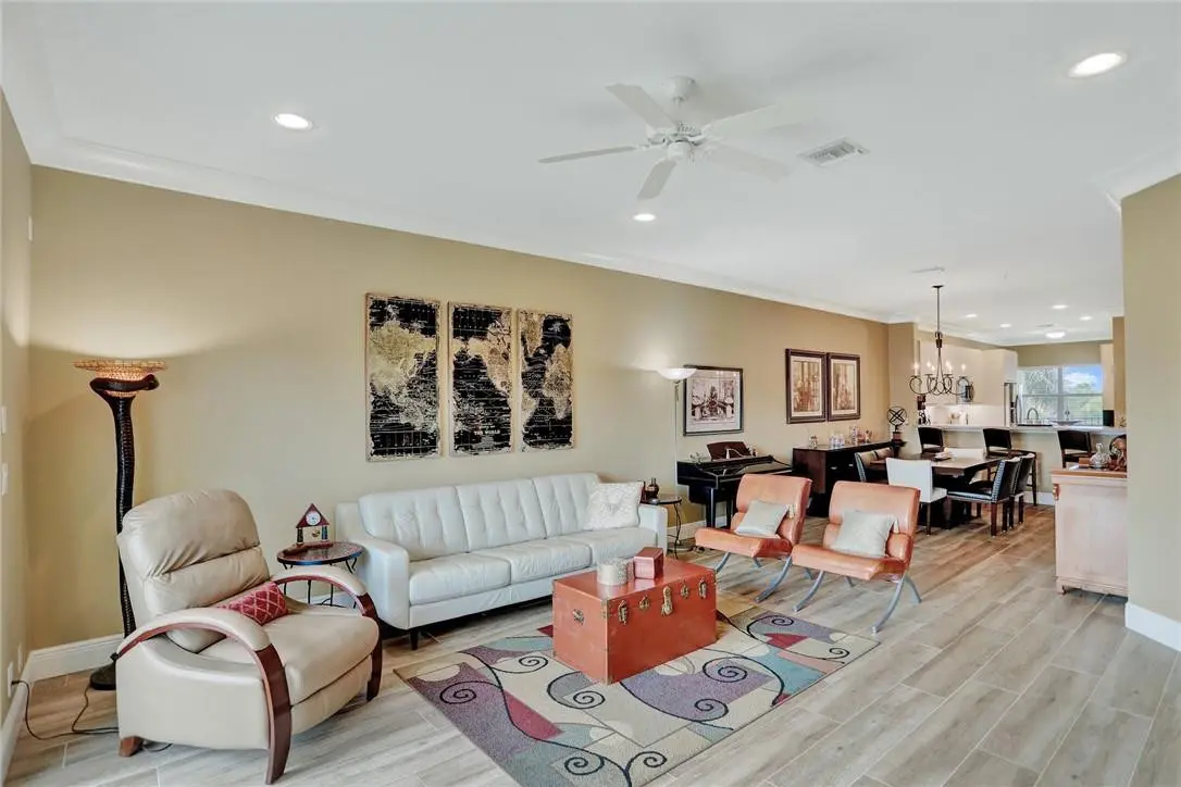 Photo 8 at 2720 NE 15th Street 302, Fort Lauderdale