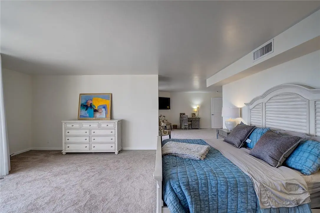 Master Suite at 3100 NE 47th Court 403, Fort Lauderdale