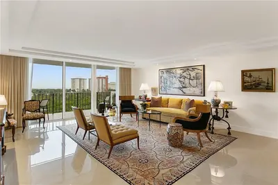 777 N Bayshore Drive 902, Fort Lauderdale – sold