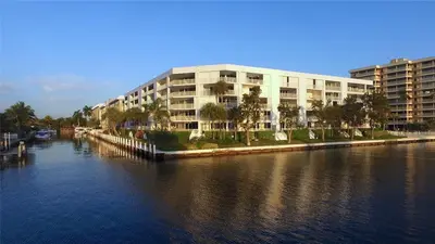 3100 NE 47th Court TH8, Fort Lauderdale – sold