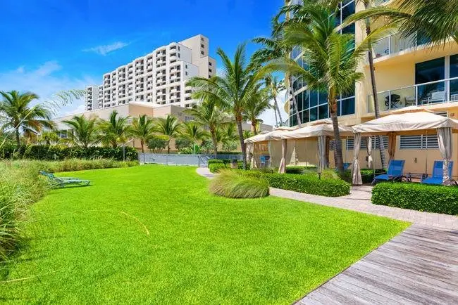 Photo 3 at 1200 Holiday Drive 108, Fort Lauderdale